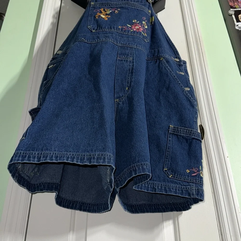 Pooh Vintage Denim Overall Shorts Cargo Pockets With Tigger Embroidered Size 18